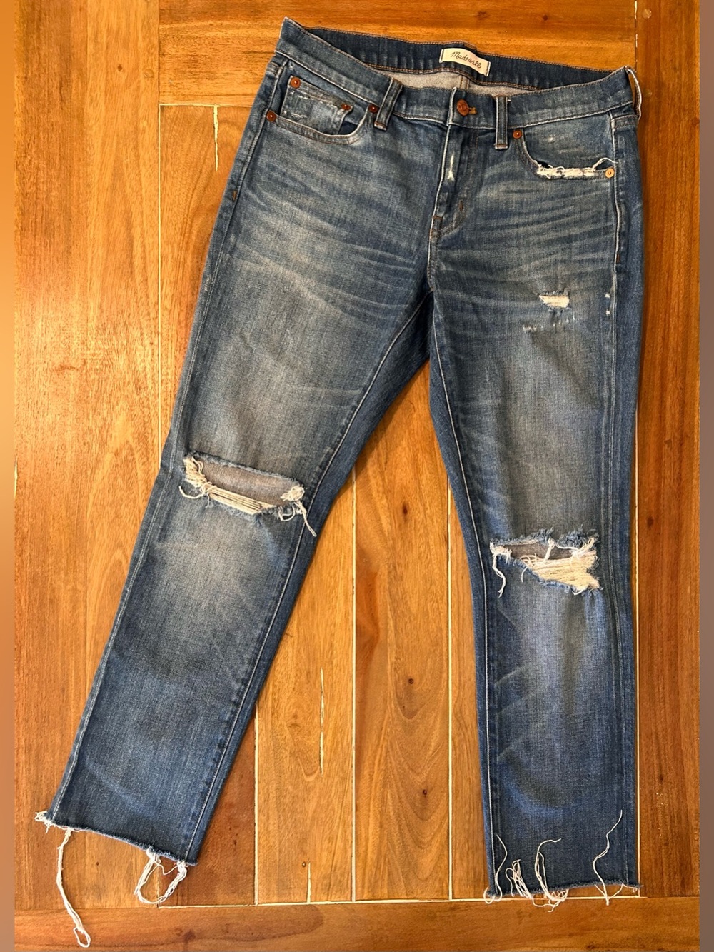 Madewell slim boyfriend jeans. 26.
